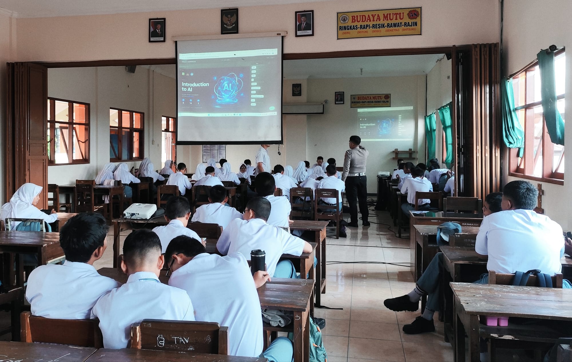 Polisi Masif Latih Pelajar Paham AI, Hoaks, dan Keamanan Siber