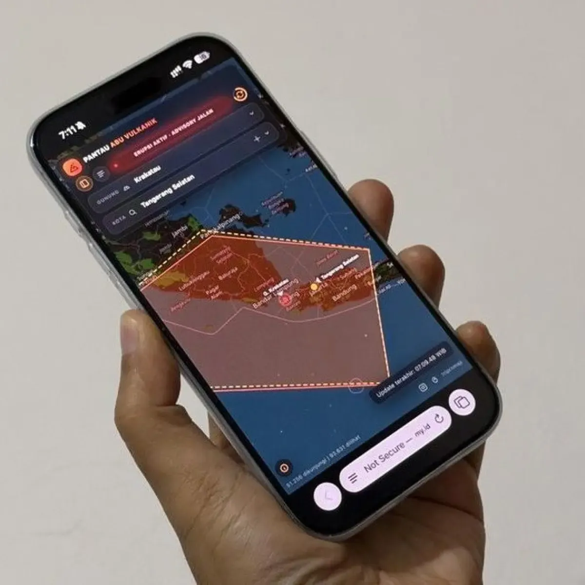 Pantau Sebaran Abu Vulkanik Real-Time Langsung dari Ponsel