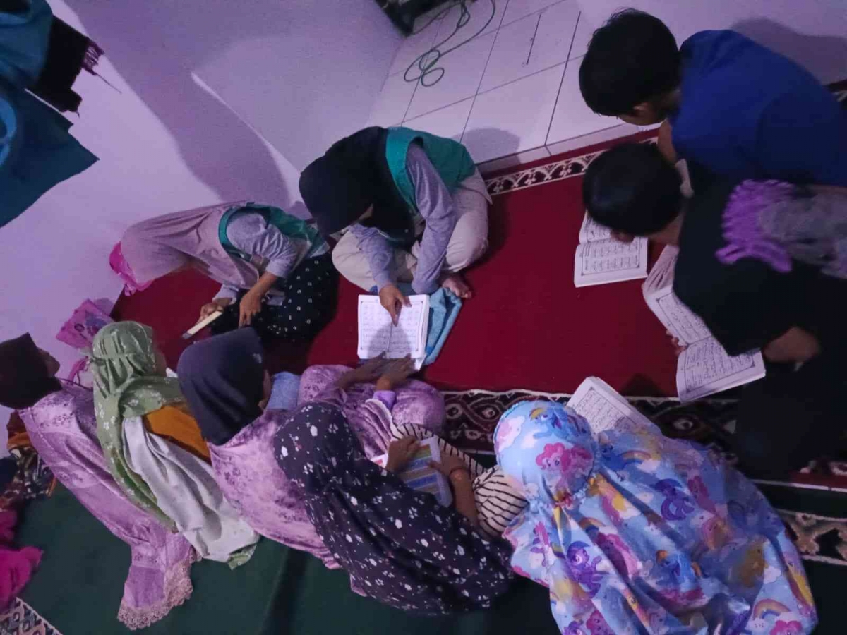 Program Ngaji Komunitas: Mahasiswa dan Desa Mencetak Generasi Qur'ani