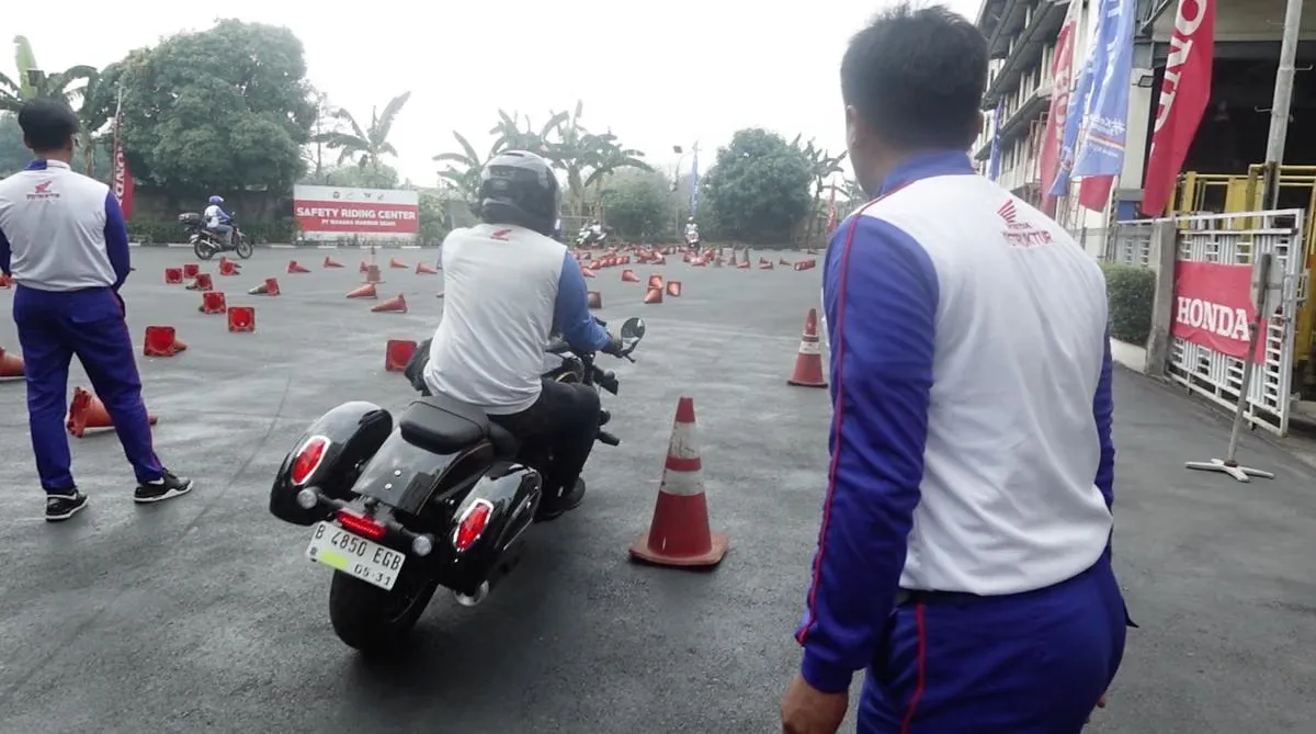 Komunitas Motor dan Pelatihan Safety Riding: Dari Hobi ke Budaya Aman