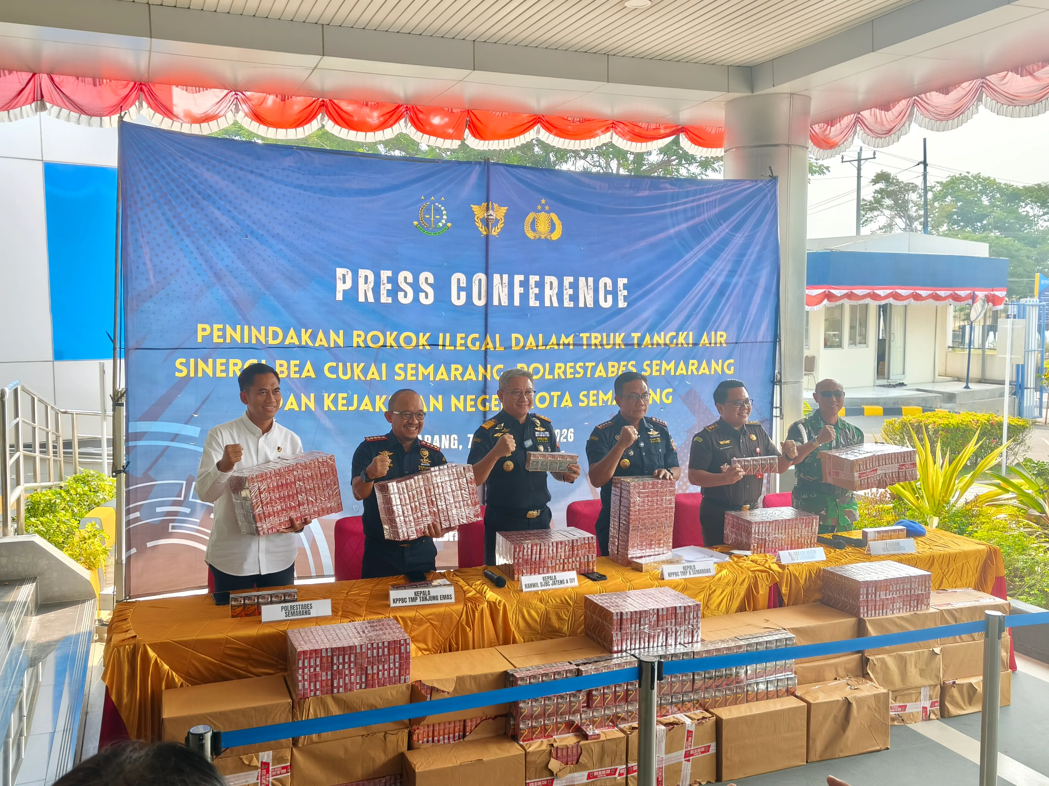 Modus Penyelundupan Rokok Ilegal Terus Berkembang