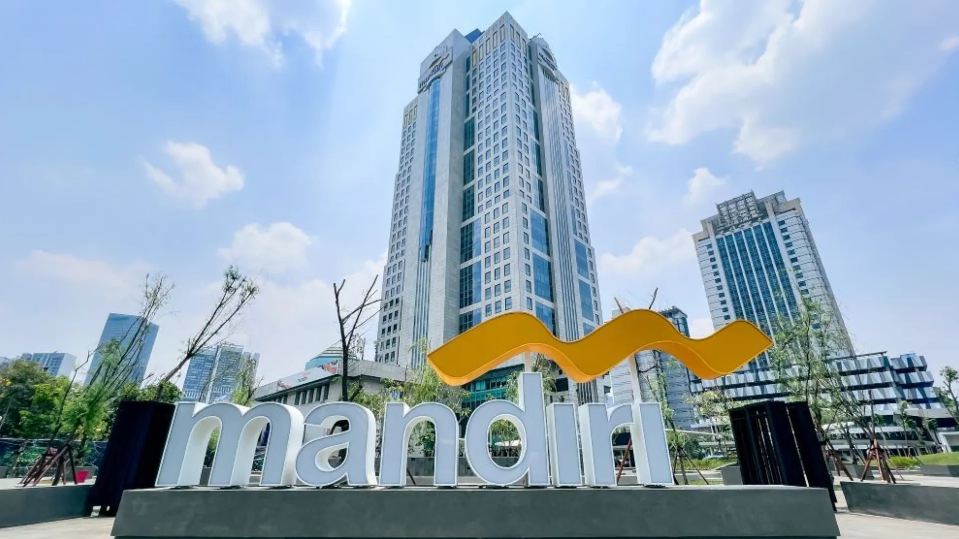 Tiga Bank Besar Siapkan Strategi Pendanaan Agresif