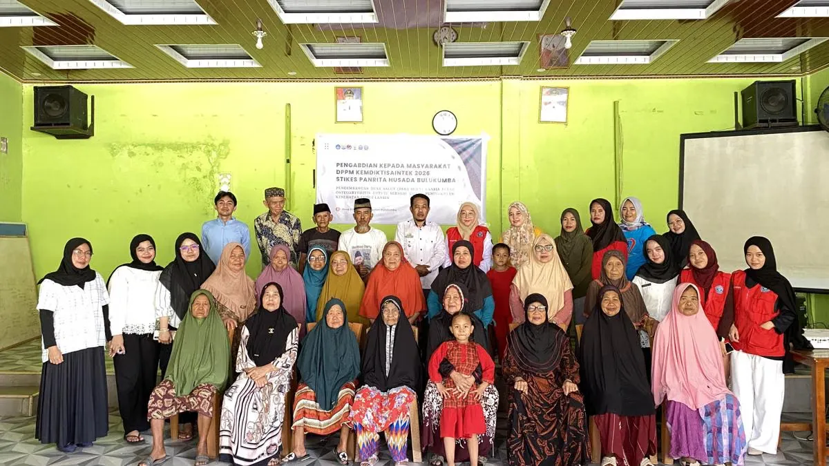 Senam Komunitas Lansia: Menjaga Keseimbangan, Mencegah Jatuh