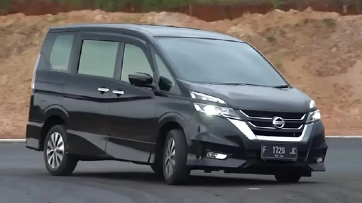 Nissan Livina vs Serena vs Evalia Bekas: Mana MPV 7-Seater Paling Masuk Akal?