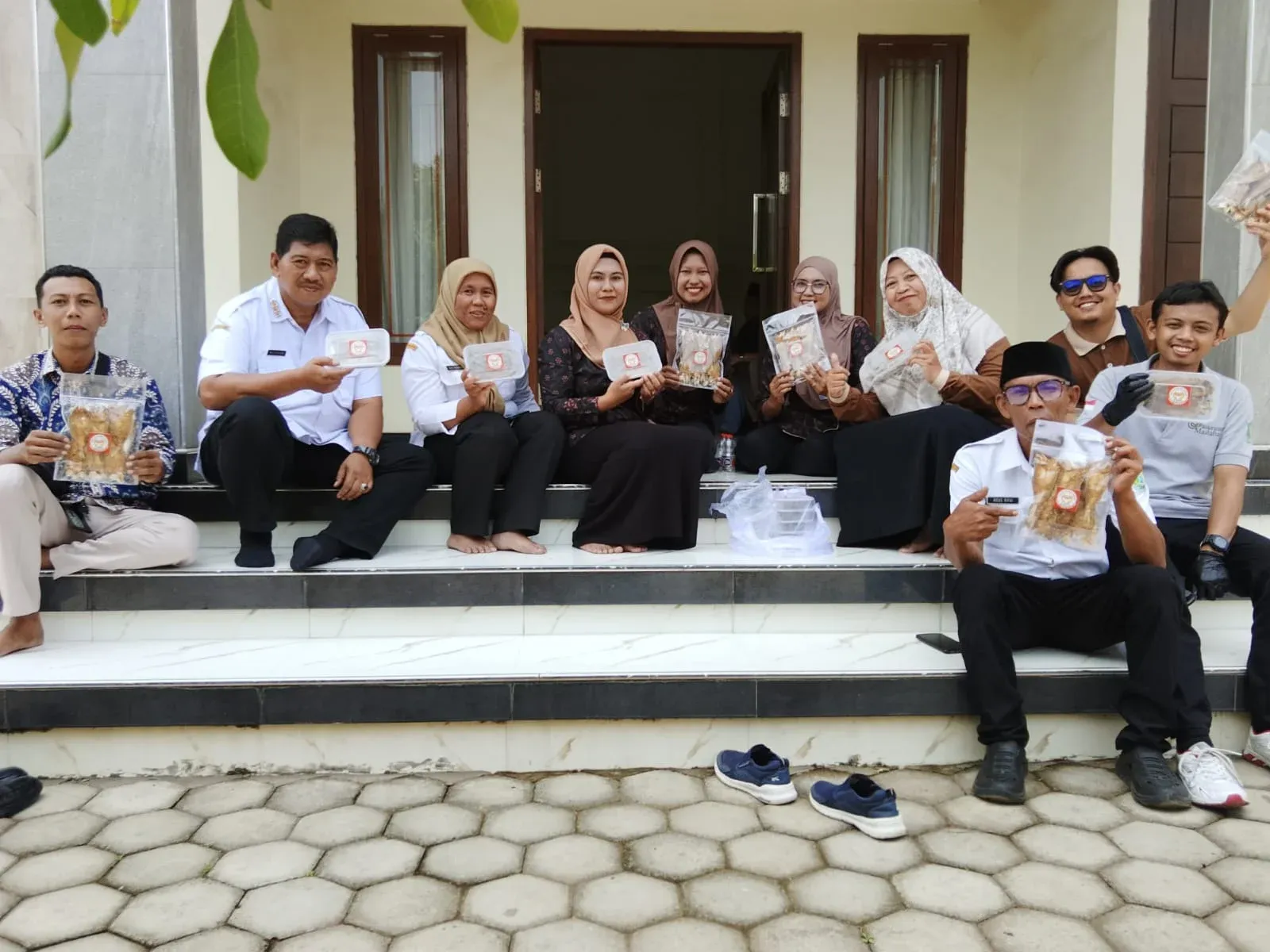 Mengolah Ikan Tongkol Jadi Abon, Nugget, dan Dendeng Bergizi
