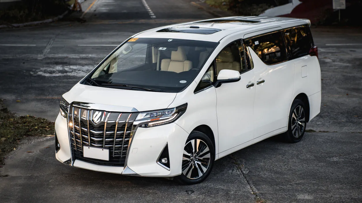 Alphard XE Jadi Pintu Masuk Termurah ke Dunia MPV Mewah