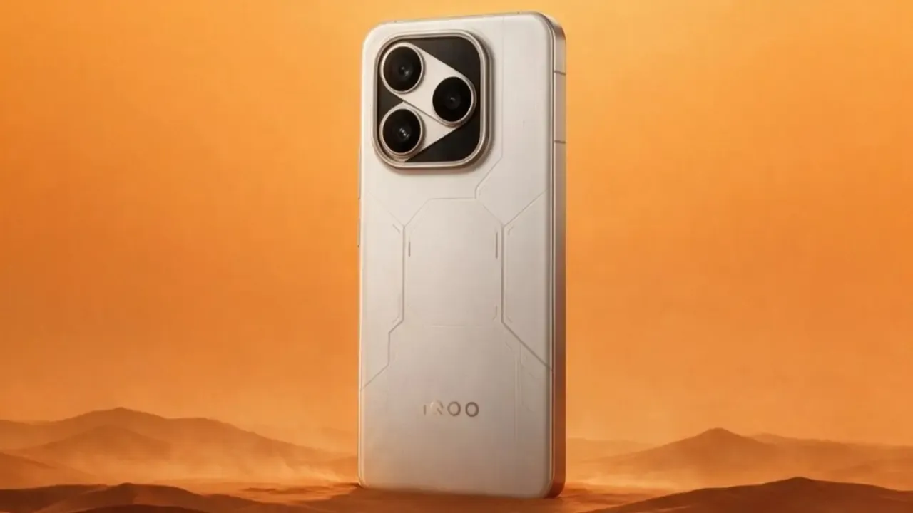 iQOO 16 dengan Layar OLED 2K 165Hz: Penantang Serius Ponsel Gaming Flagship