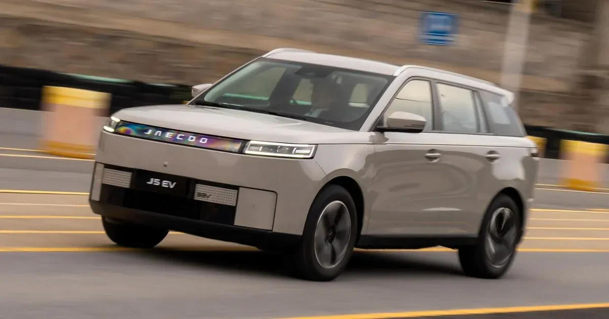 Jaecoo J5 EV Premium Naik Harga: Masih Layak Dibeli?