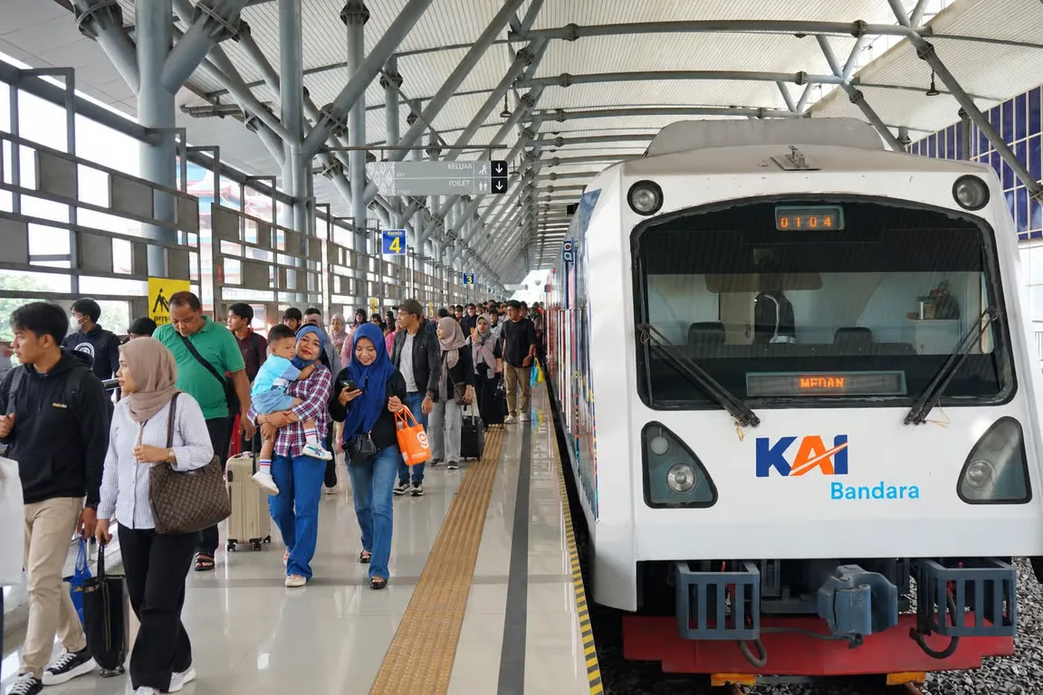 Kereta Api Jadi Bintang Baru Mobilitas Wisatawan Mancanegara