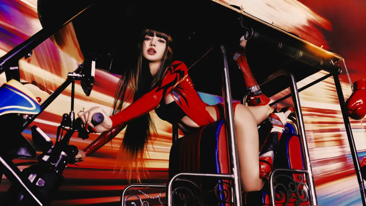 Lisa Memulai Era Baru dengan ‘SaWaDiKa’ dan Rap Penuh Identitas