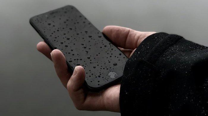 Layar Ponsel Bermasalah? Bedakan Touchscreen Mati dan Pixel Rusak