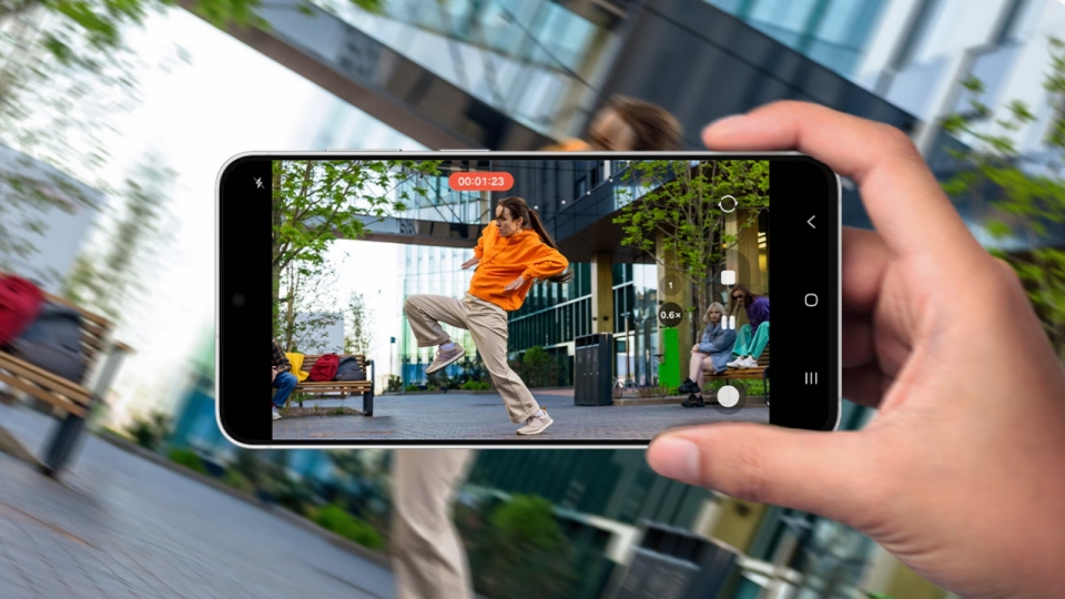 Review Galaxy S26 FE: Flagship Terjangkau untuk Kreator Konten
