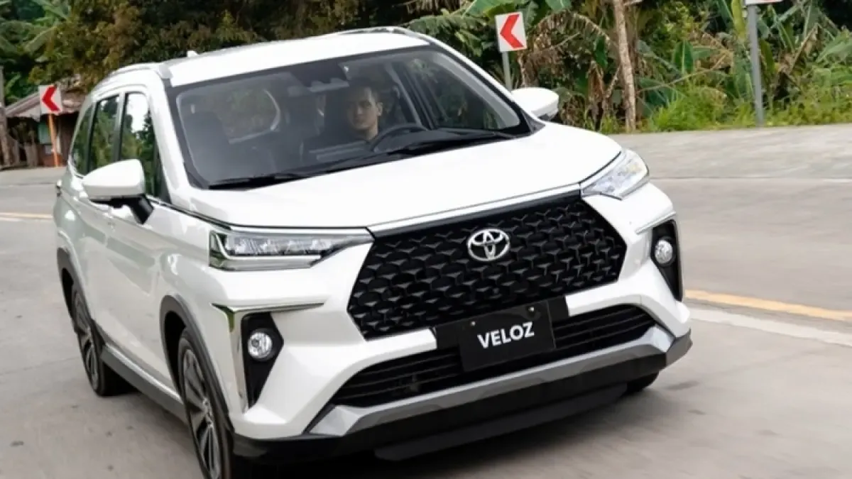 Toyota Veloz Hybrid Tipe V Naik Rp9 Juta, Masih Layak untuk Keluarga?