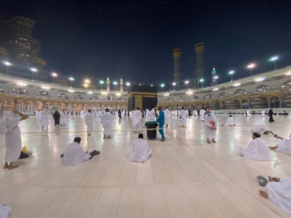 Erupsi Anak Krakatau, Hak Jamaah Umrah dan Jalur Alternatif