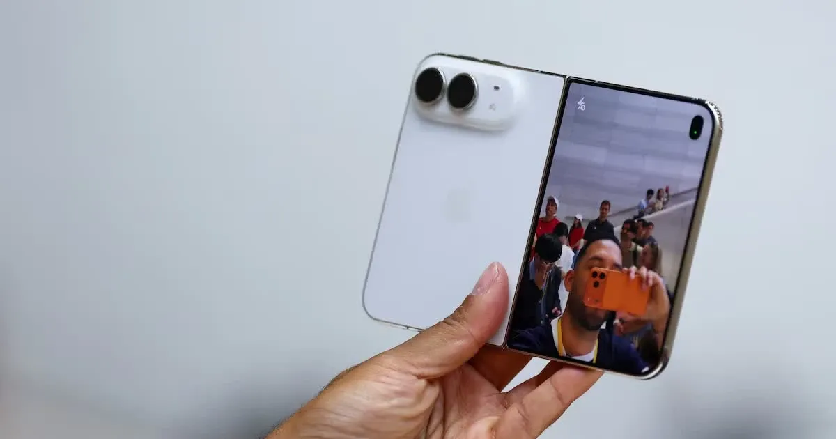 iPhone Duo: Ponsel Lipat Apple yang Mengubah Wajah iPhone