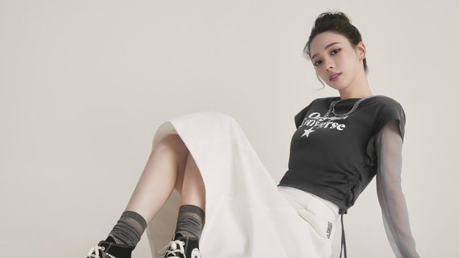 Chuck 70X Converse x Karina aespa: Retro-Futuristik K-pop