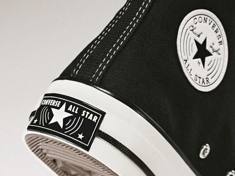 Chuck 70X Converse x Karina aespa: Retro-Futuristik K-pop