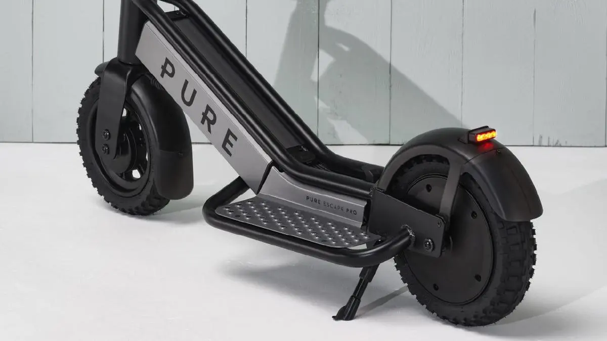 Review OMO X: Skuter Listrik Self-Balancing dengan AI Companion