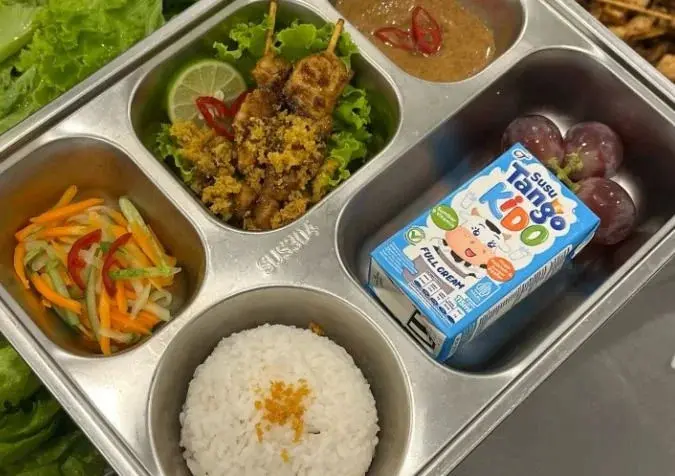 Minuman Rasa Susu Dilarang di Menu Sekolah: Apa yang Harus Orang Tua Lakukan?