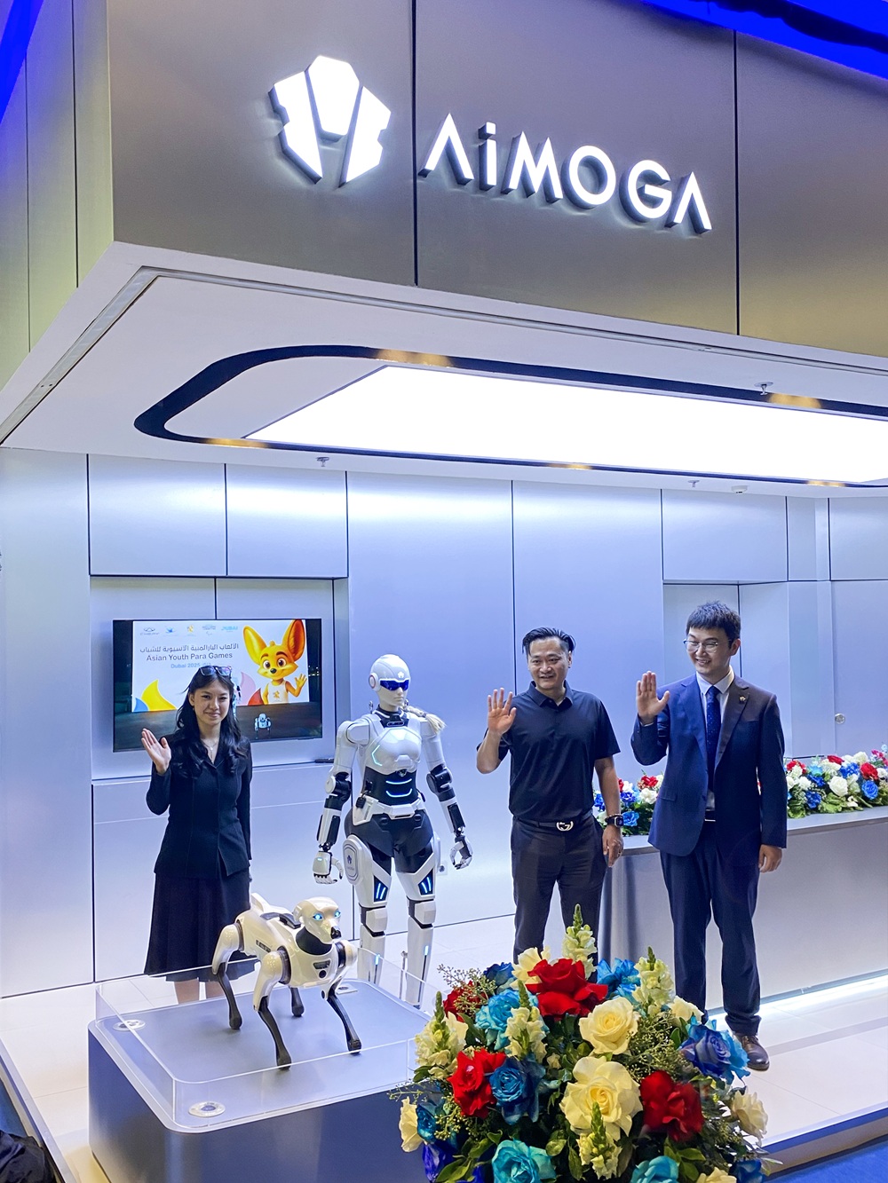 Toko Pengalaman Robot AI Pertama: Saat Publik Bisa Bersalaman dengan Humanoid