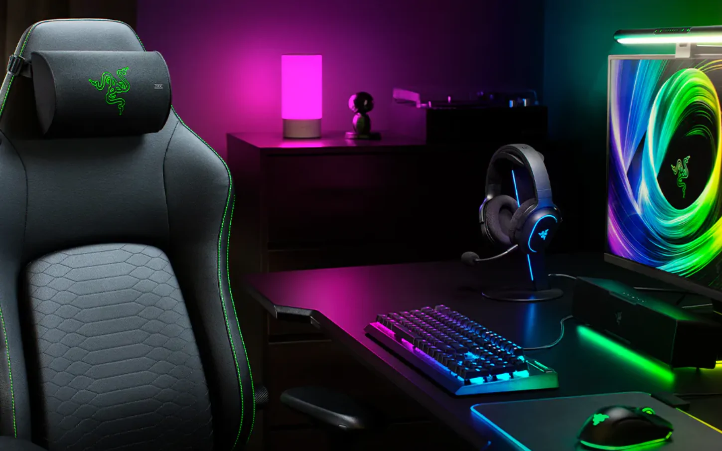 Razer Meluas ke Aksesori Lifestyle: Speaker Kursi Gaming dan Skuter Listrik