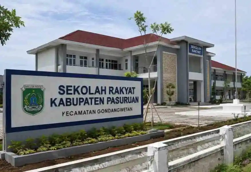 Sekolah Rakyat Gratis: Jalan Negara Memutus Rantai Kemiskinan