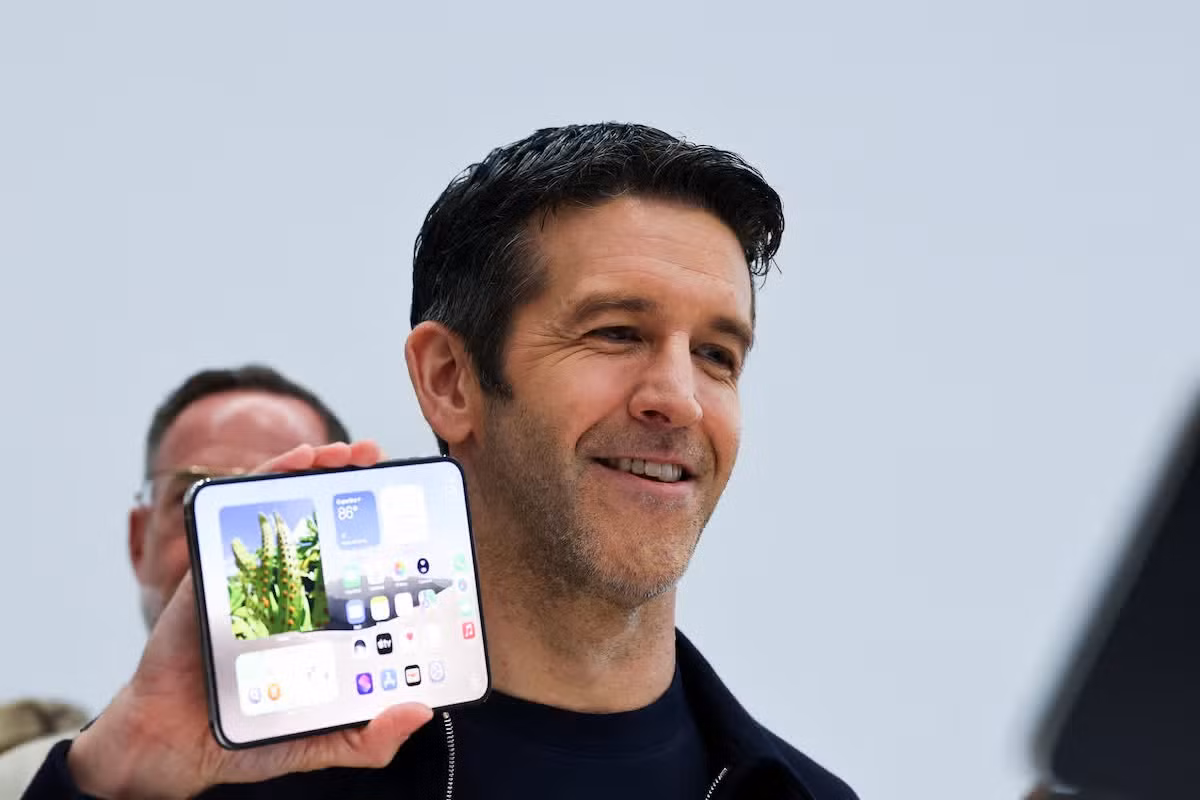 iPhone Duo: Ponsel Lipat Apple yang Mengubah Wajah iPhone