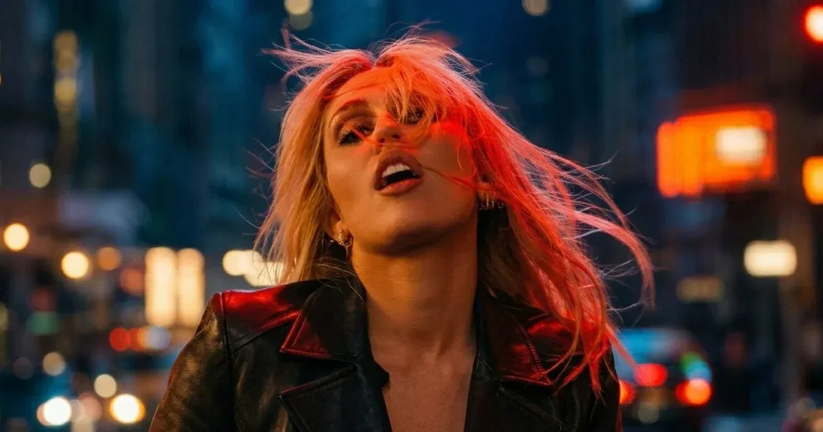 Shakira dan Ariana Grande Kuasai Tangga Lagu Global Musim Panas