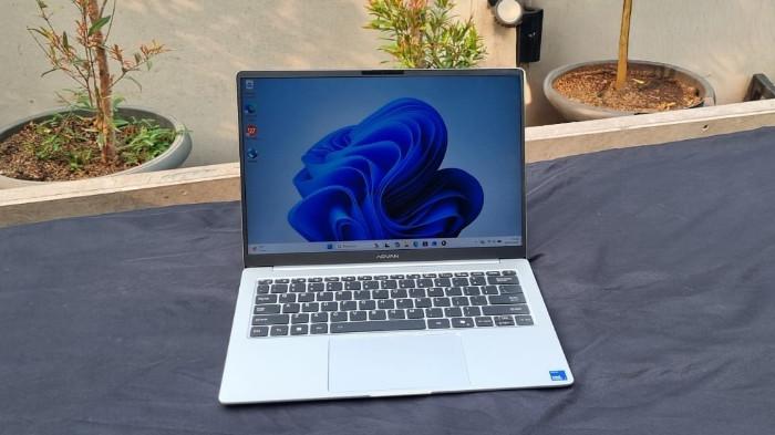Advan Air Neo: Laptop Ultra Ringan 0,99 kg Penantang Seri Neo