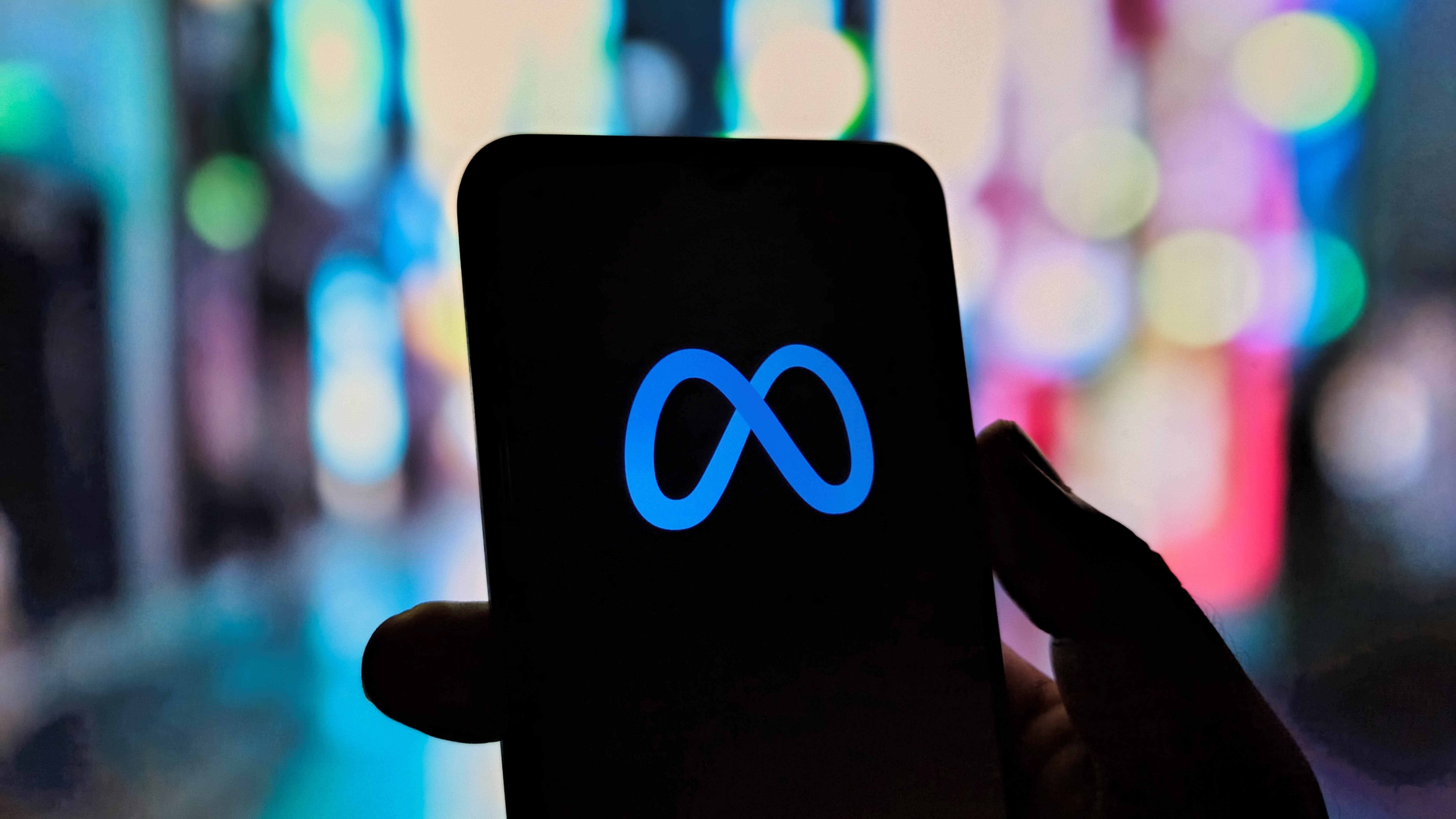 Bagaimana AI Moderasi Gagal Melindungi Anak di Platform Sosial