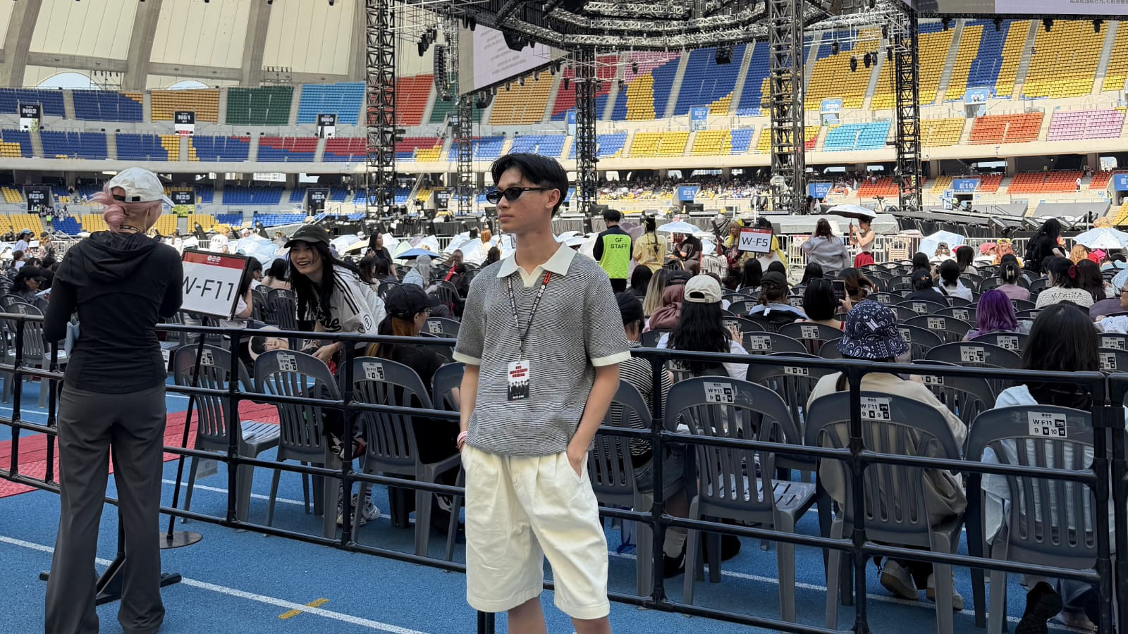 Menjadi Fangirl Secara Sehat: Manfaat Nyata bagi Kesehatan Mental
