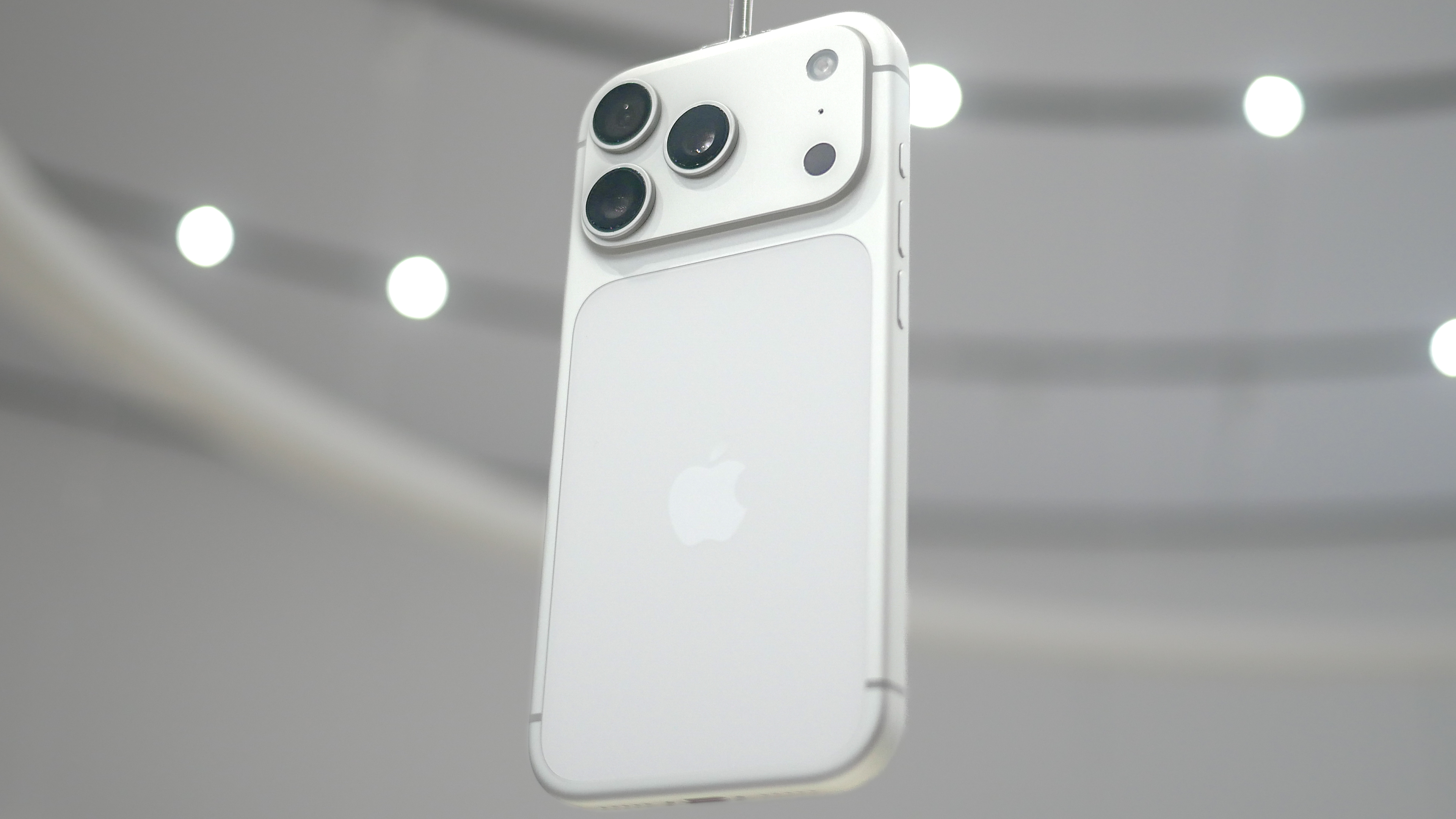 iPhone 18 Pro Naik Harga: Masih Layak Dibeli?