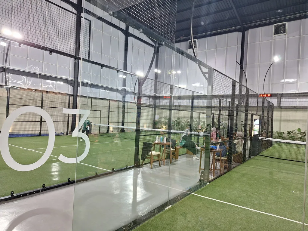 Generasi Muda Memilih Gym dan Lari, Bukan Klub Malam