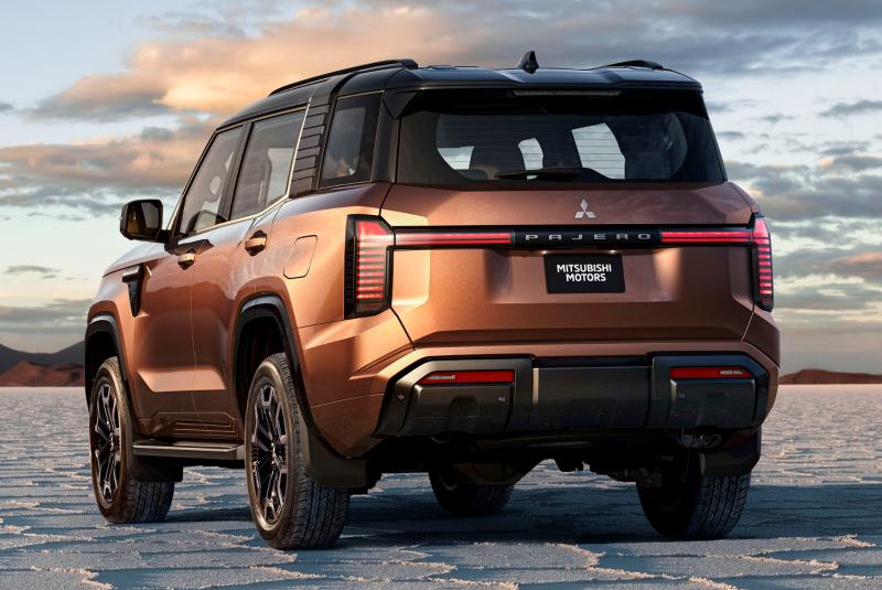 Pajero Generasi Kelima Resmi Hadir: Mesin, Interior, dan Off-Road