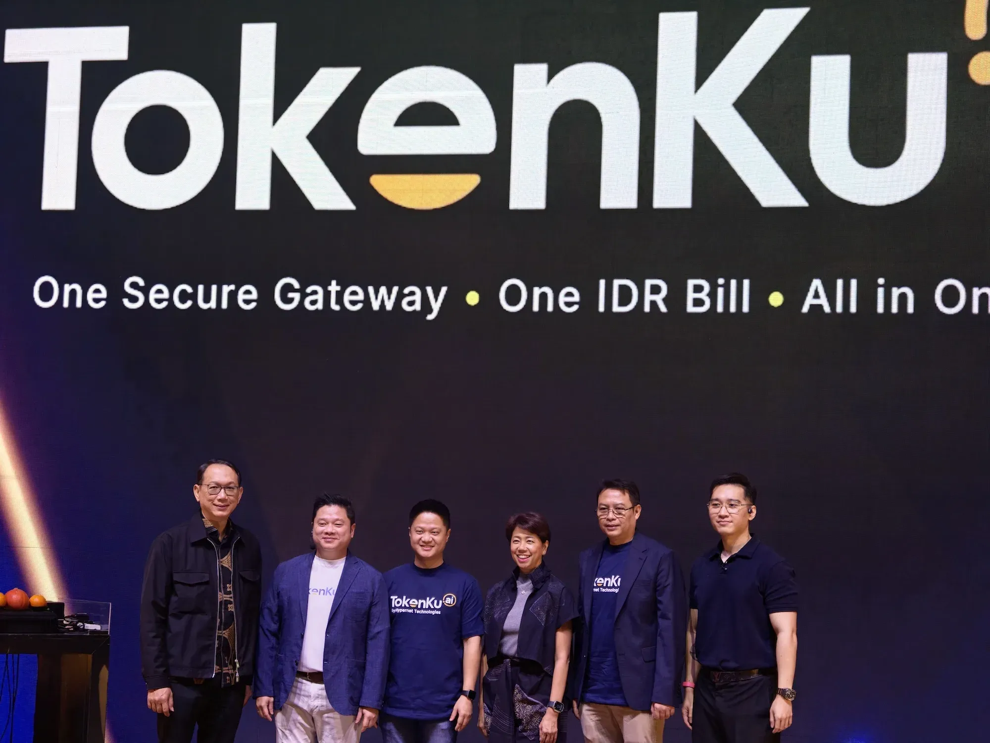 Platform AI Terpadu untuk Mengendalikan Biaya dan Akses Model