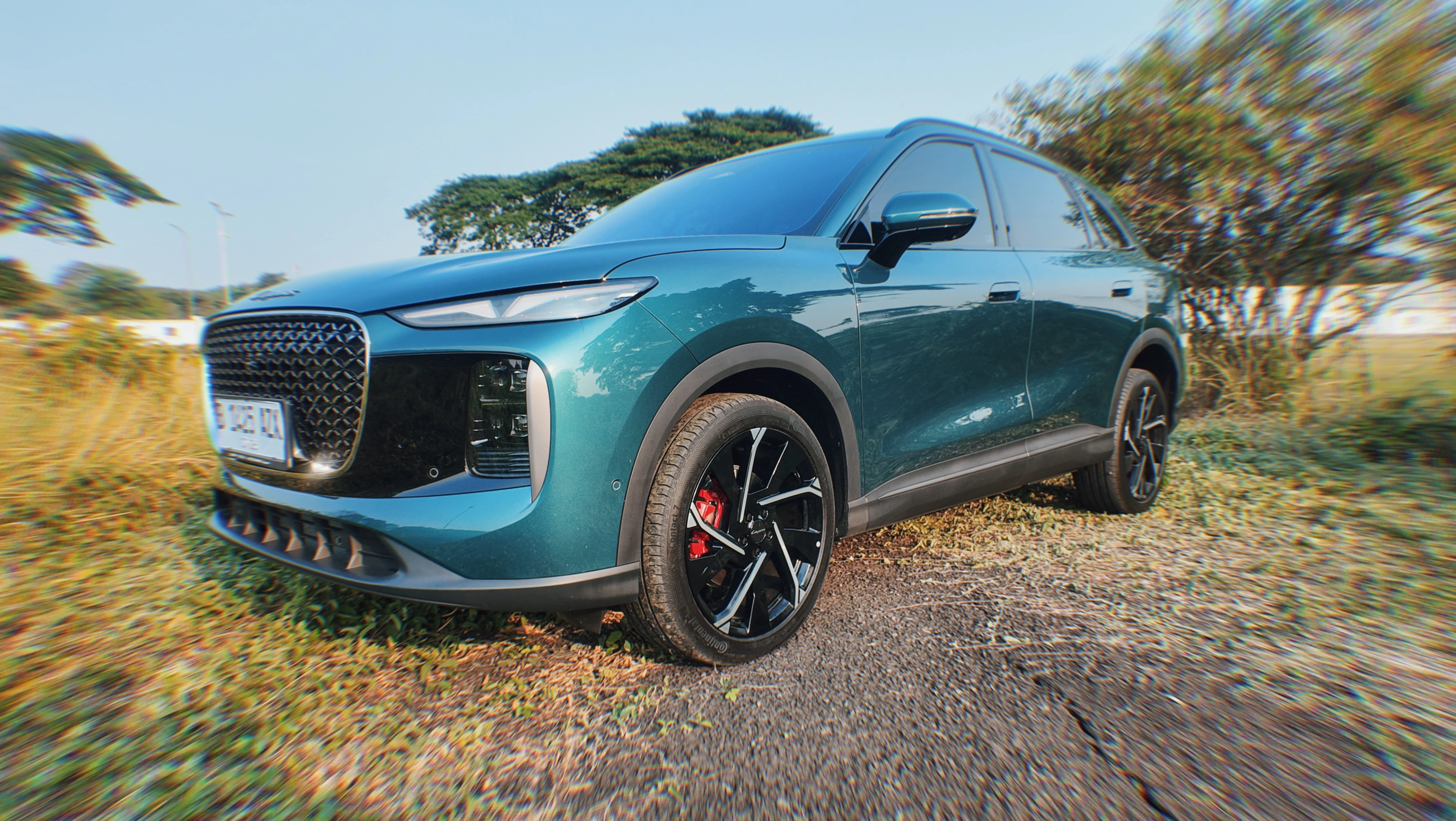 Lepas L8 PHEV: SUV Hybrid Jangkauan Panjang untuk Pengguna Sehari-hari