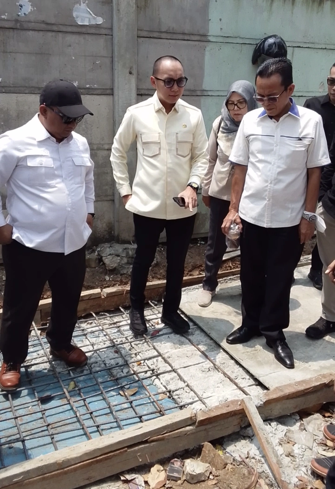 Proyek Trotoar Rp21,7 Miliar Ambrol: Alarm Serius soal Material Substandar