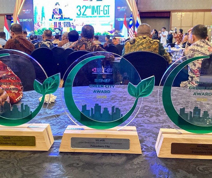 Pekanbaru Borong Penghargaan Kota Hijau IMT-GT