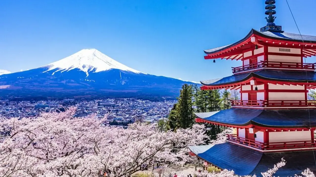 Panduan Lengkap Liburan Musim Gugur di Jepang: Waktu Terbaik, Destinasi Tersembunyi, dan Tips