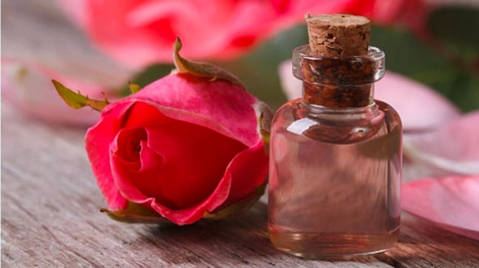 Cara Membedakan Air Mawar Asli dari Sintetis untuk Skincare