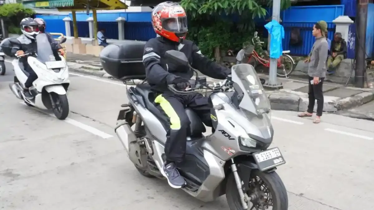 Enam Tips Aman Berkendara Saat Abu Vulkanik Menyebar