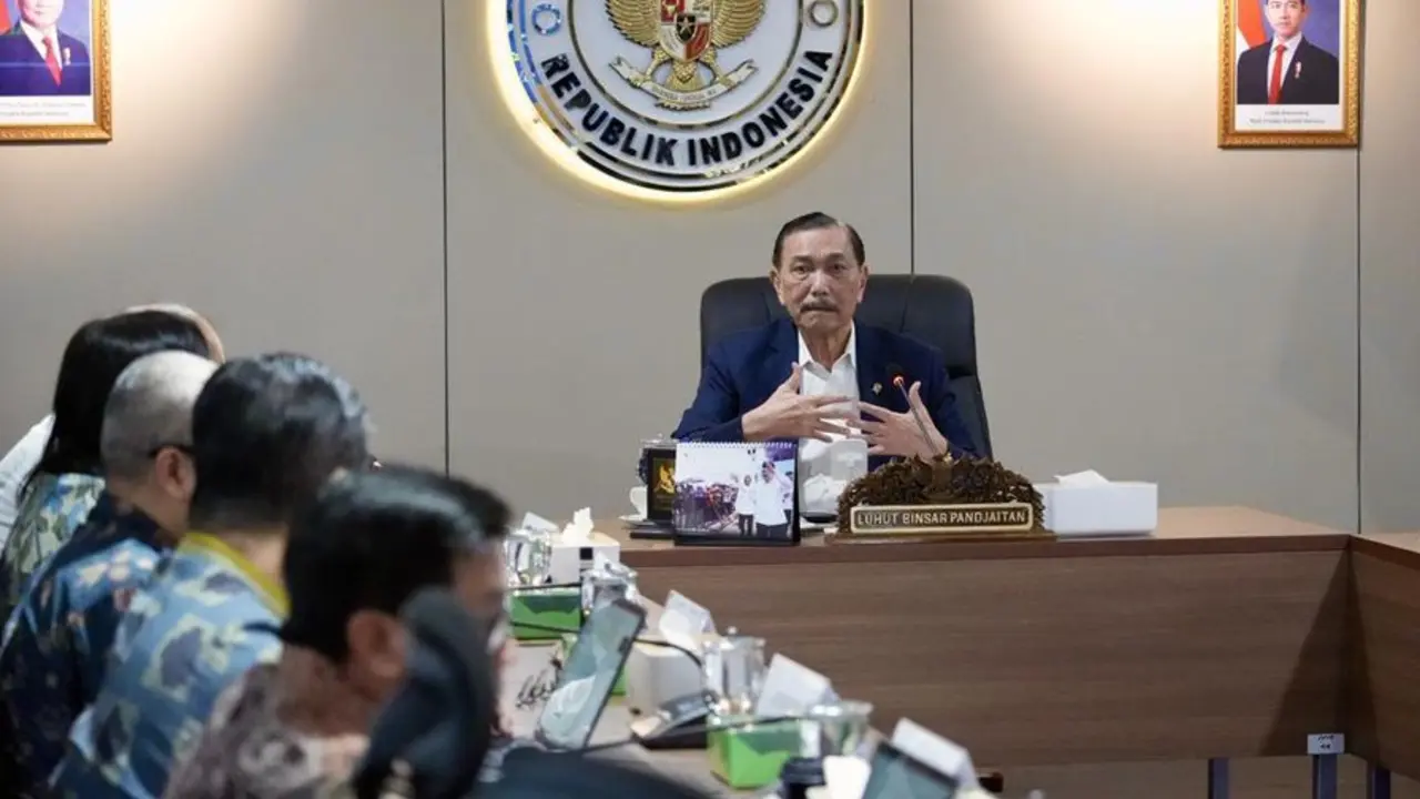 Bansos Cashless untuk 50 Juta Warga Miskin: Hemat Triliunan, Tamatkan Kebocoran?