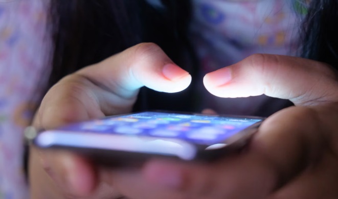 Harga Smartphone Naik 15%: AI Bikin Memori Langka, Ponsel Makin Mahal