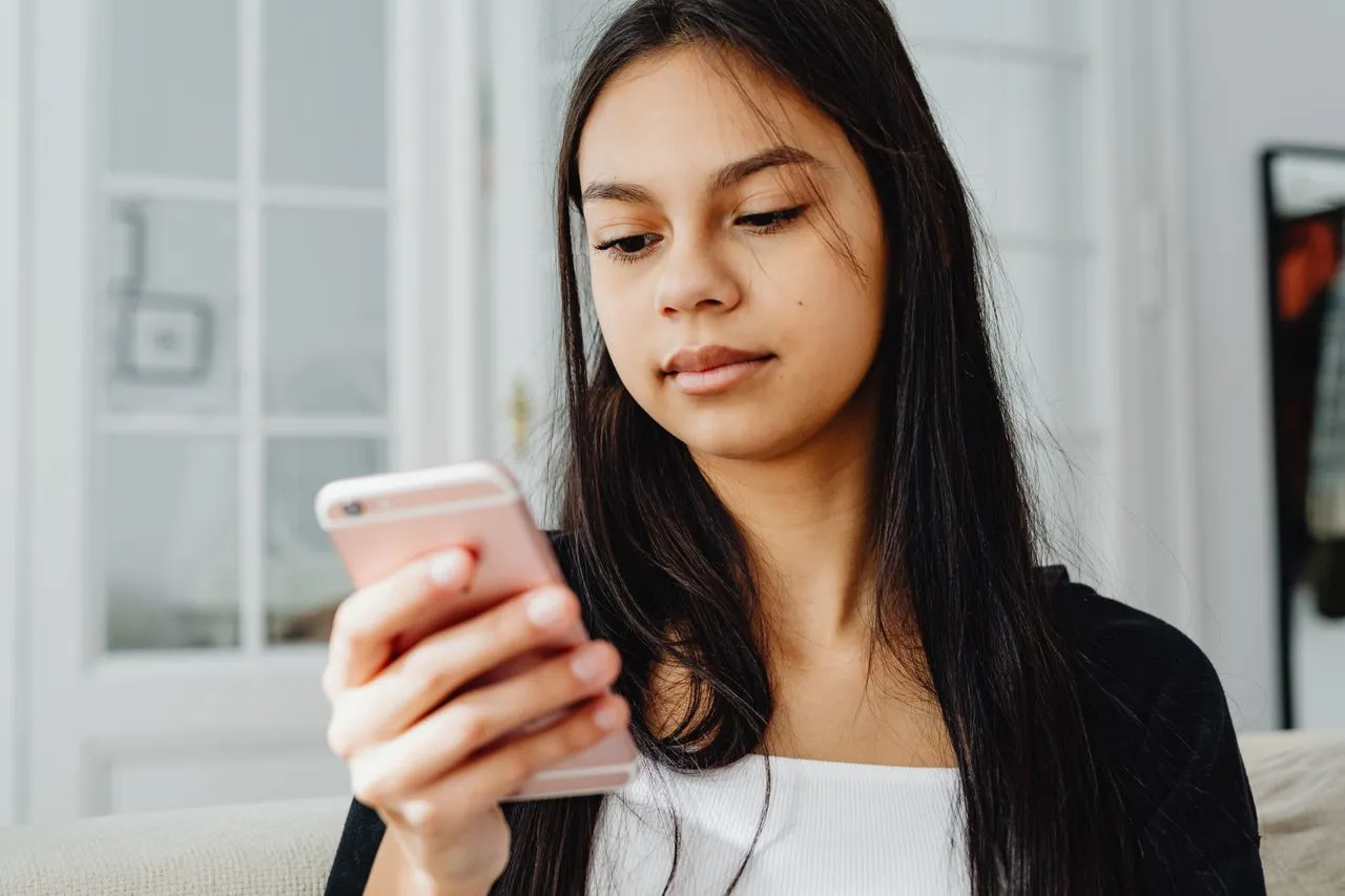 Lima Kebiasaan Digital Anak yang Lebih Berbahaya dari Sekadar Screen Time