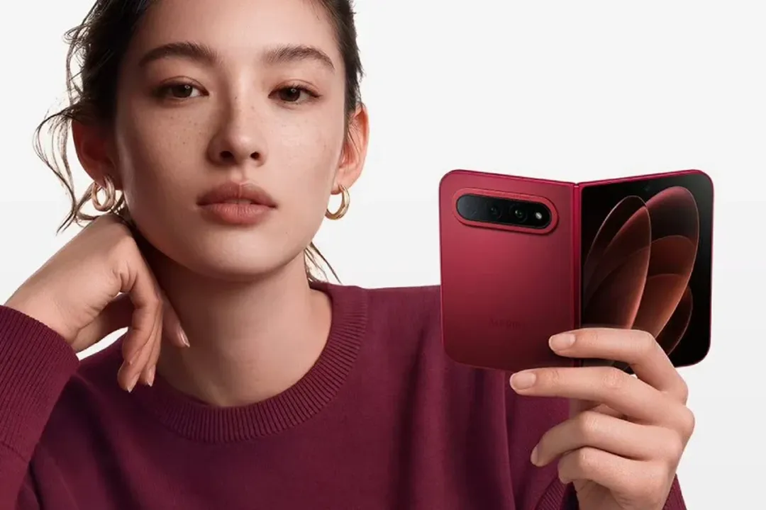 Xiaomi 18 Fold vs Galaxy Z Fold 8: Pertarungan Ponsel Lipat Premium