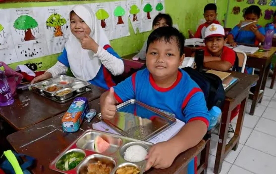 Minuman Rasa Susu Dilarang di Menu Sekolah: Apa yang Harus Orang Tua Lakukan?