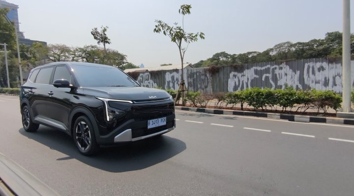 Kia Hadirkan Seltos, Carens, dan Sonet di GIIAS Bandung: Spesifikasi, Promo, dan Strategi Harga