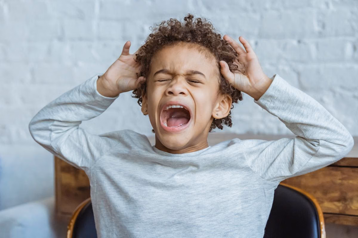 Panduan Mengelola Tantrum Anak dengan Validasi Emosi