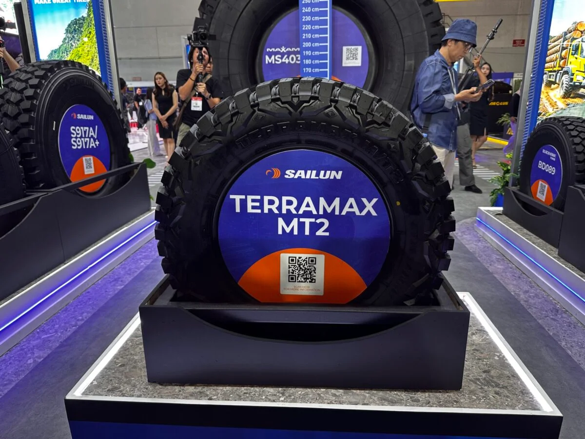 Pameran Pertambangan: Elektrifikasi Alat Berat dan Inovasi Ban