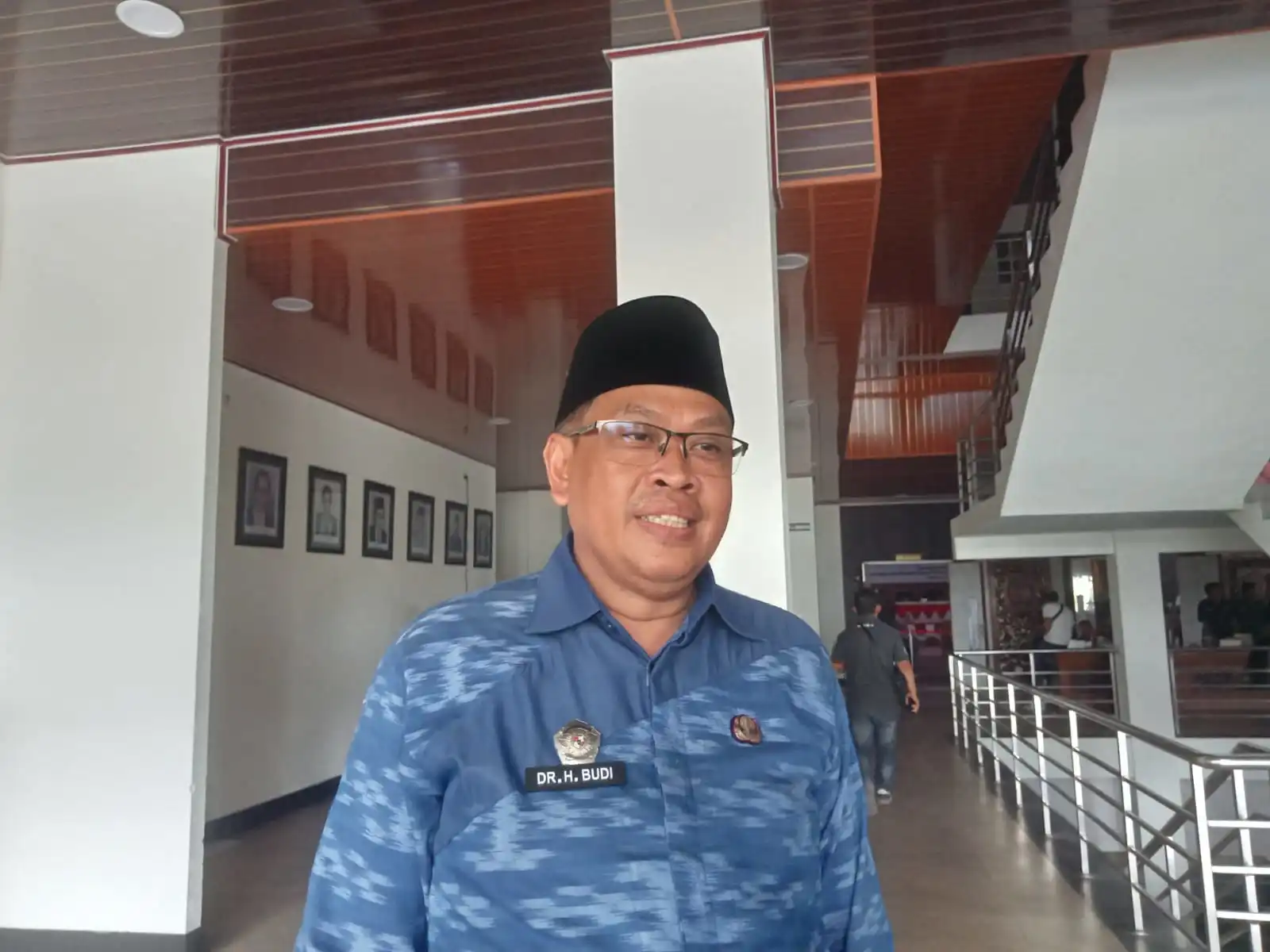 Sumbawa Mengarahkan APBD untuk Jalan dan Layanan Dasar